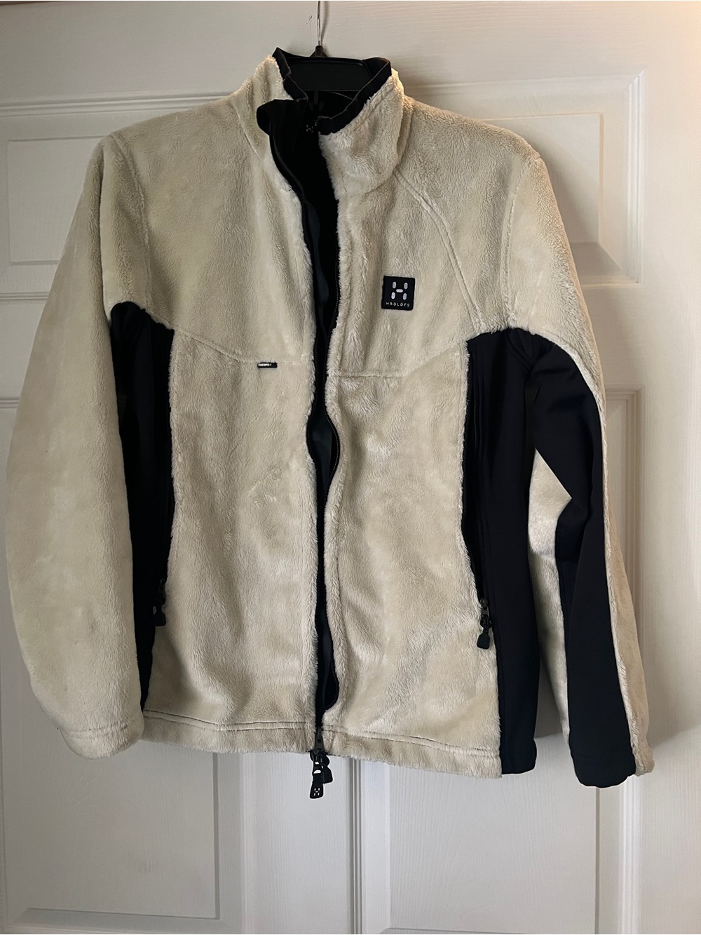 Women’s Cream and Black Fleece Jacket